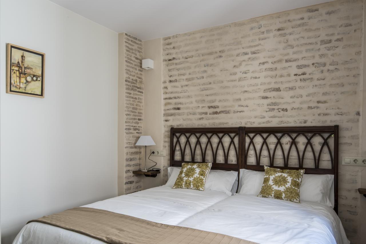 סביליה Santa Maria Apartments מראה חיצוני תמונה