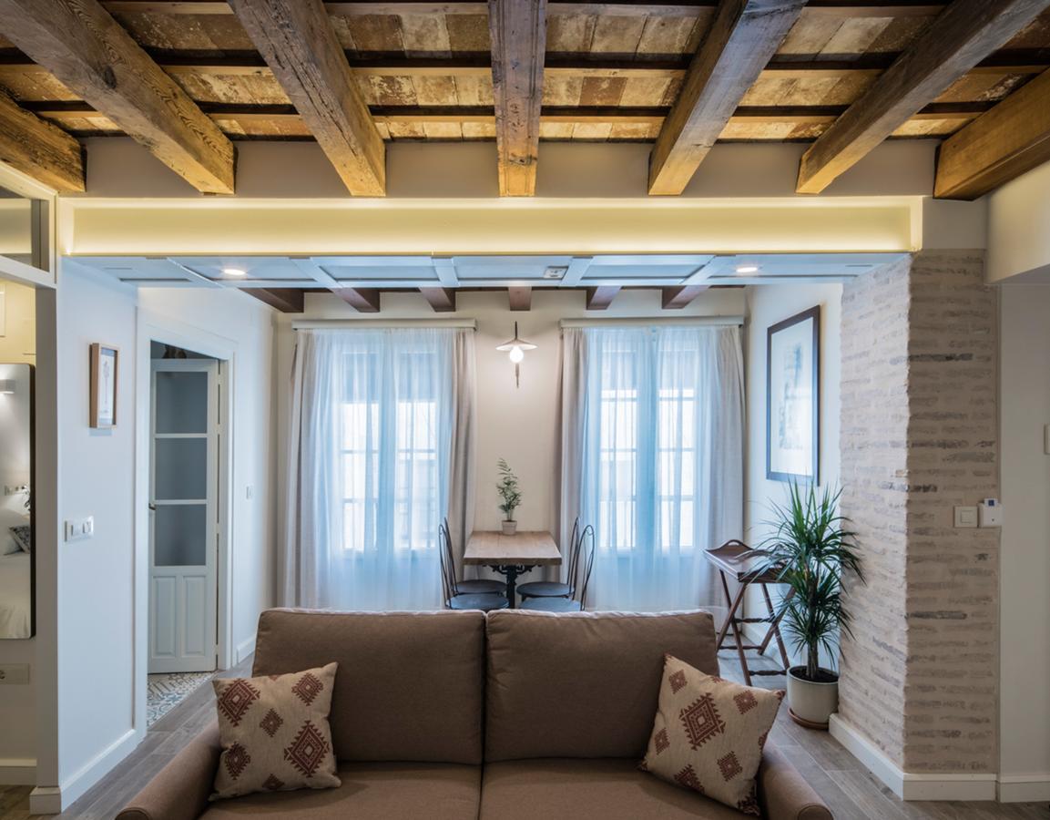 סביליה Santa Maria Apartments מראה חיצוני תמונה