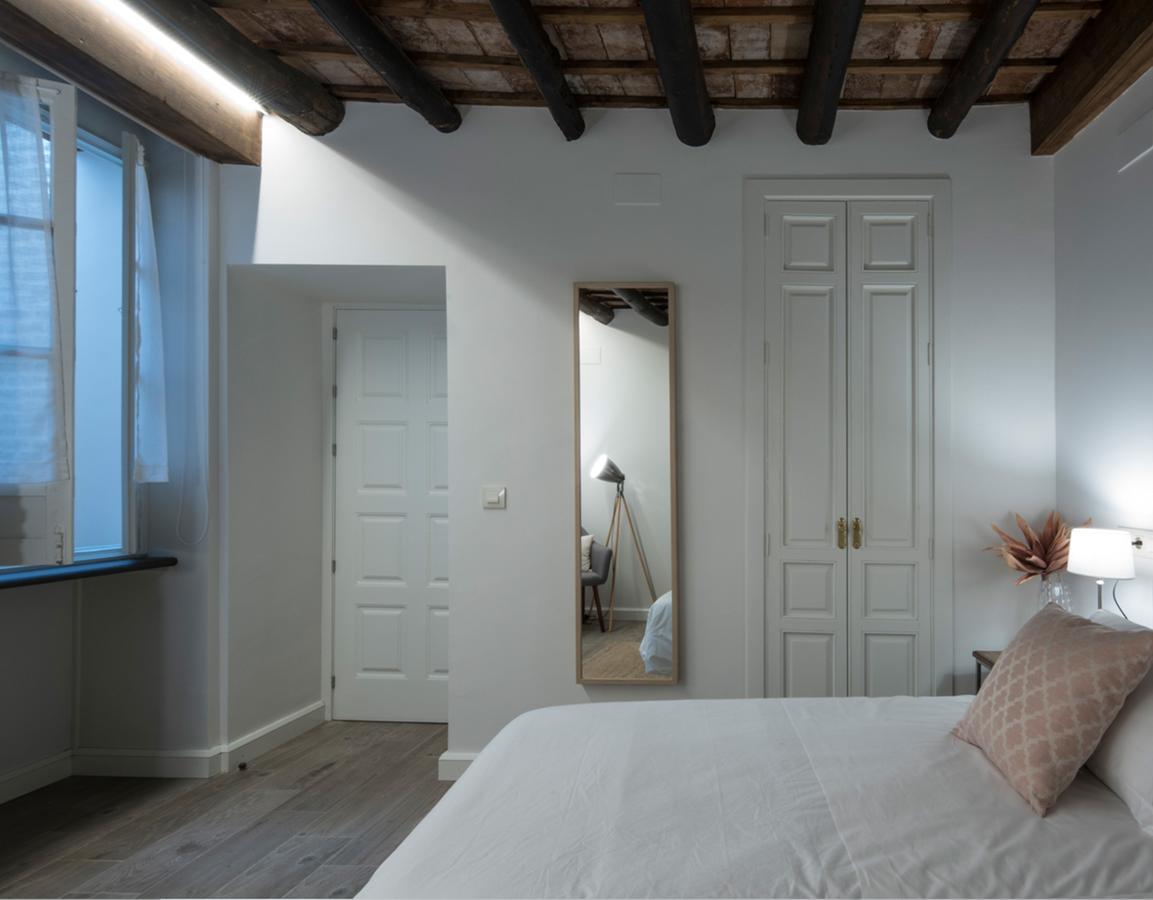 סביליה Santa Maria Apartments מראה חיצוני תמונה